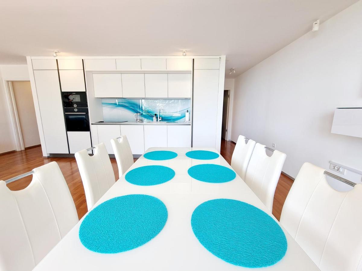 Vip Apartment 포르토로즈 외부 사진
