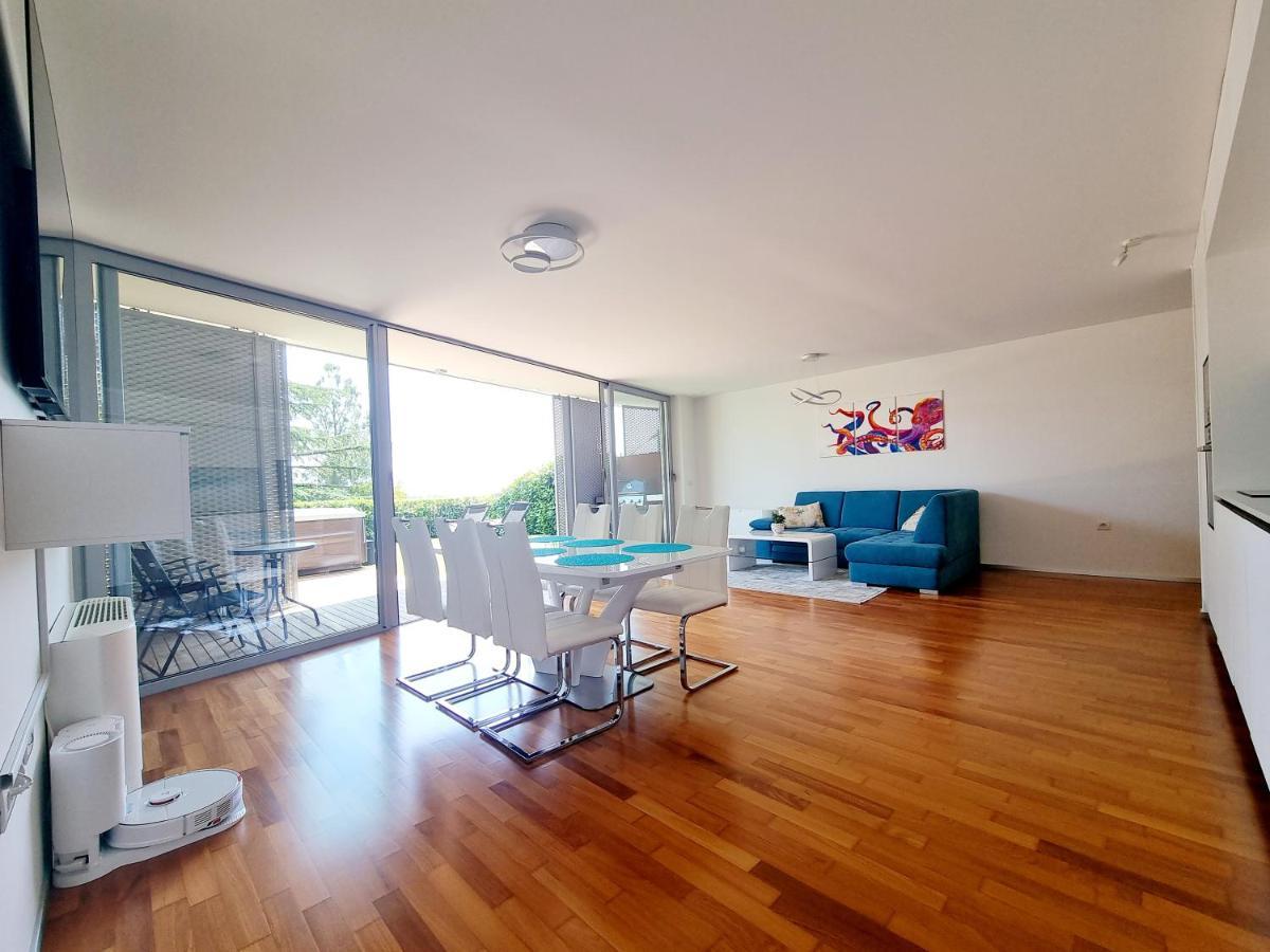 Vip Apartment 포르토로즈 외부 사진